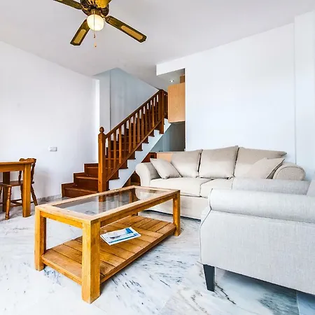 Ocean Vista Apartment